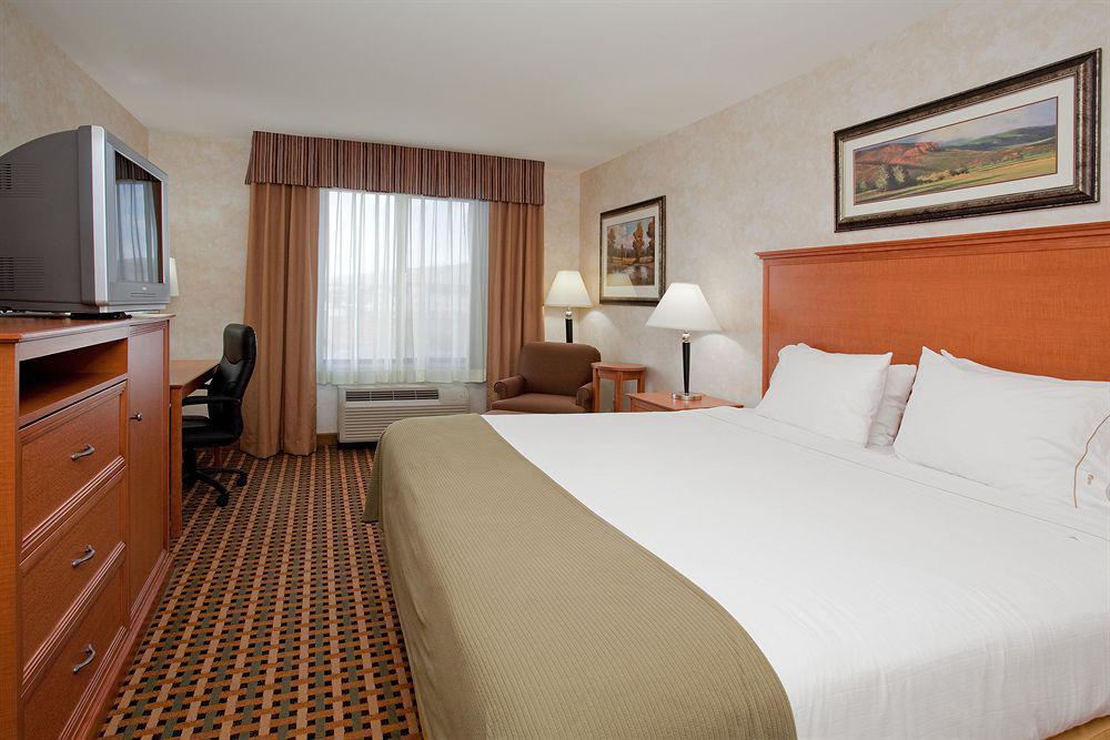 Holiday Inn Express Rawlins By Ihg Δωμάτιο φωτογραφία