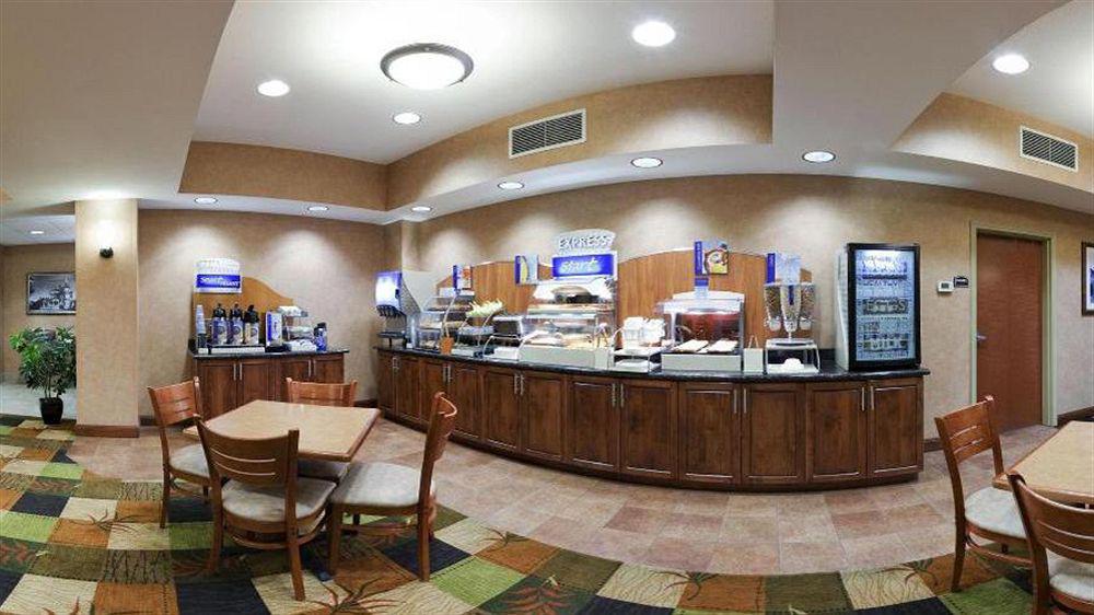 Holiday Inn Express Rawlins By Ihg Εξωτερικό φωτογραφία
